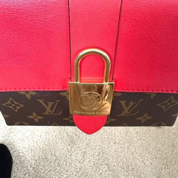 Louis Vuitton Locky BB - Picture 7 of 16